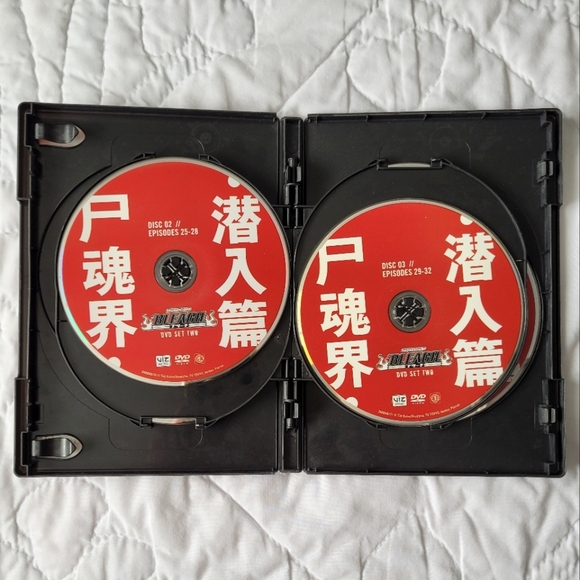 2/$20 ๐ Bleach: Set Two - Picture 4 of 6